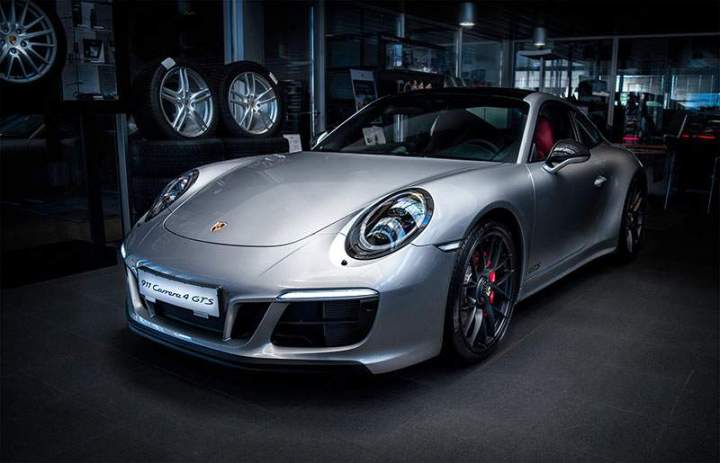 Concessionnaire de voiture d'occasion, Valenton